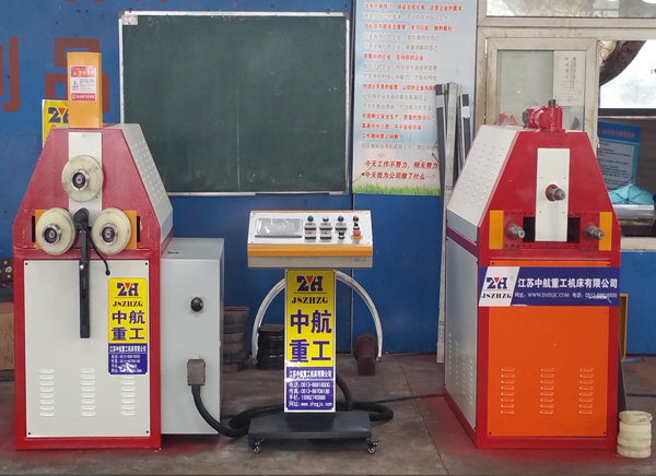 ���؝L���C